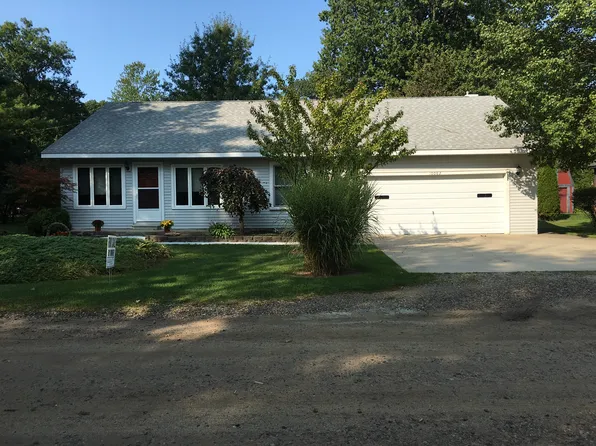 10082 Beechwood, Pinckney, MI 48169