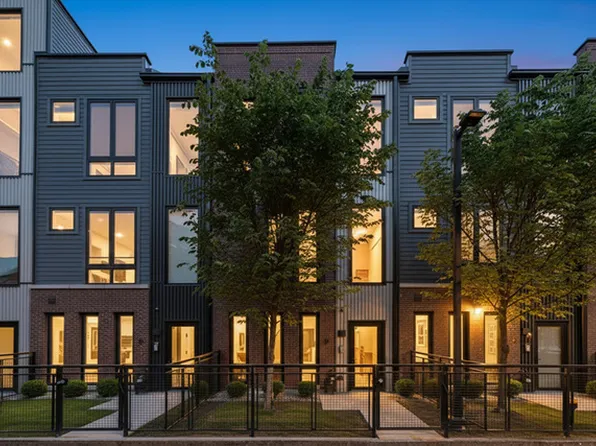 4250 W Belmont Ave #2, Chicago, IL 60641