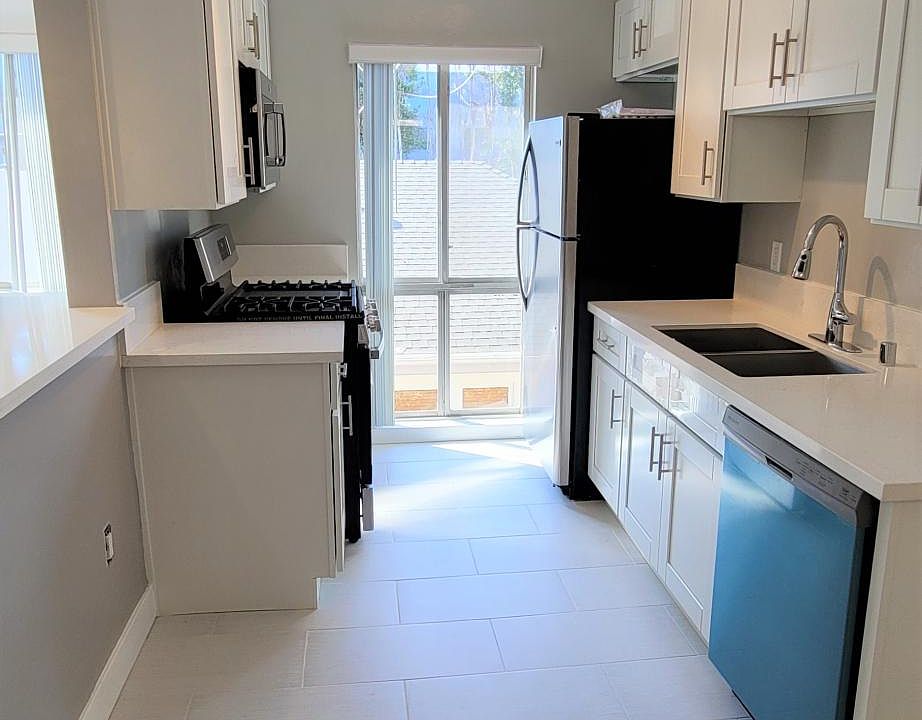 1st image of 7607 Norton Ave APT 6