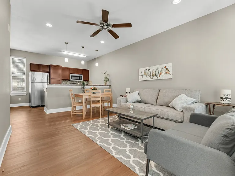 Northgate Proper — Photo 29