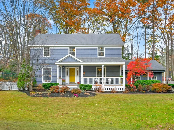 13 Knight Street, Falmouth, ME 04105