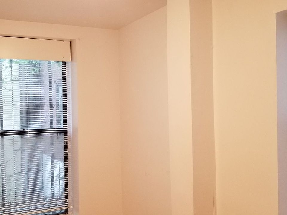 1st image of 315 W 121st St APT 3