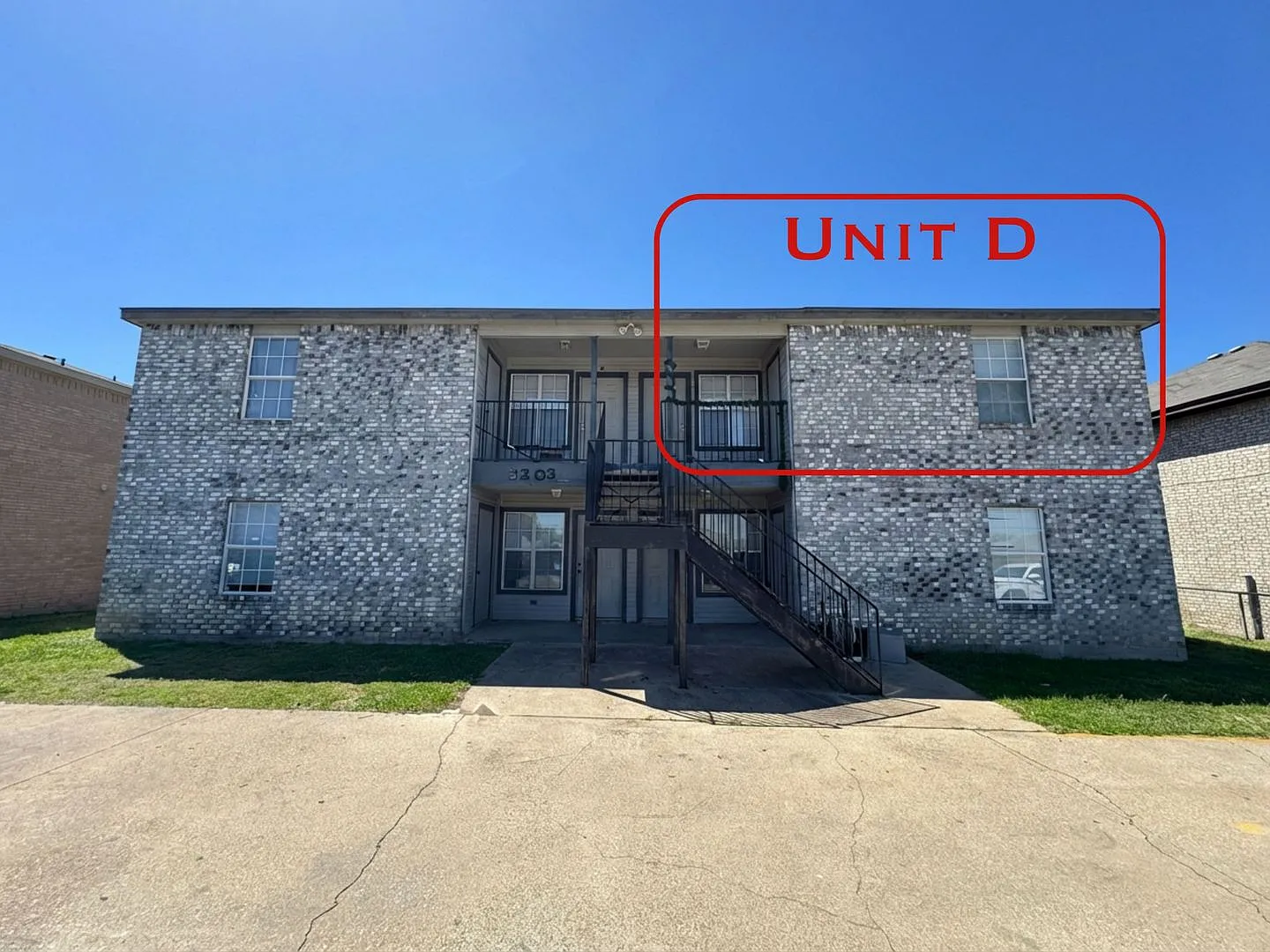 3203 Toledo Dr — Photo 1