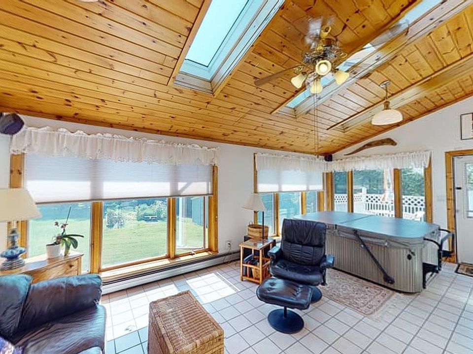 73 Washington Street, Baileyville, ME 04694 Zillow