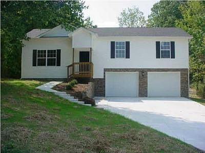 1st image of 166 Carolyn Dr