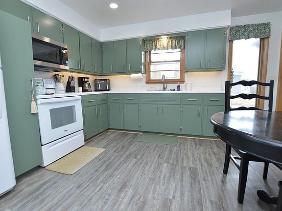 5th image of 12310 Price Rd