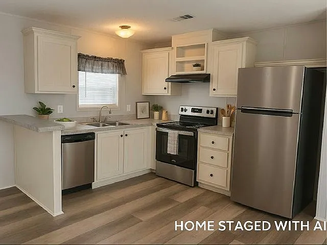 2 bed, 1.0 bath, 768 sqft, $1,745 — Photo 2