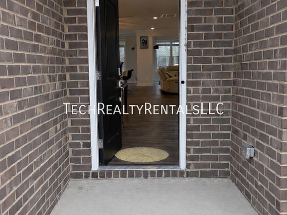 3rd image of 1211 Ashe Meadow Dr