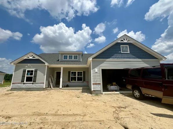 315 Creeks Edge Drive, Pikeville, NC 27863