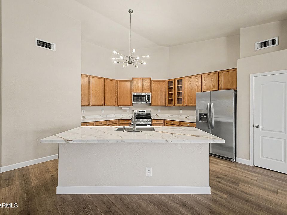 1st image of 617 E Black Diamond Drive