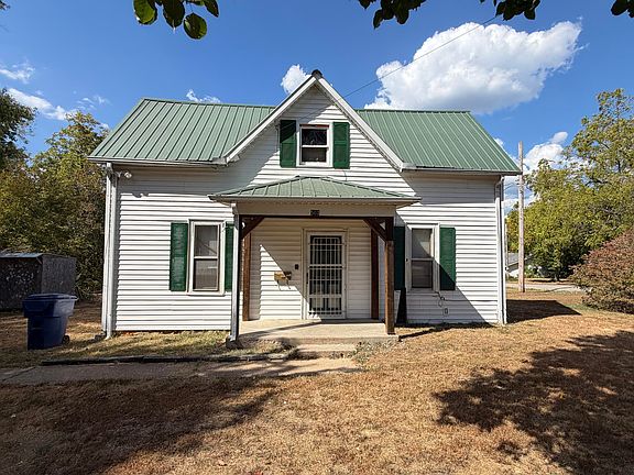 2nd image of 503 Oak Street