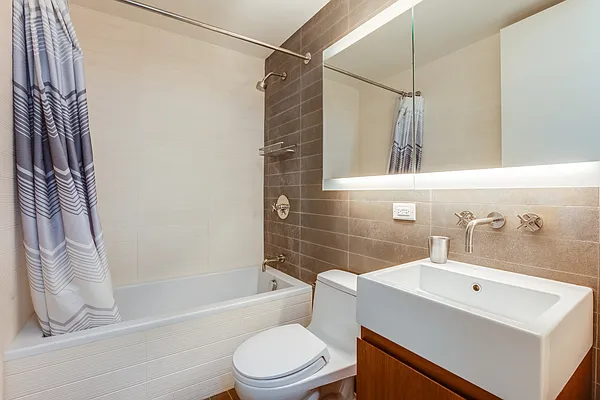 Sold by Nest Seekers International | media 5