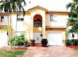 223 E Forest Oak Cir, Davie, FL 33325