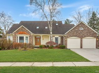 48672 Chambury Ct, Plymouth, MI 48170