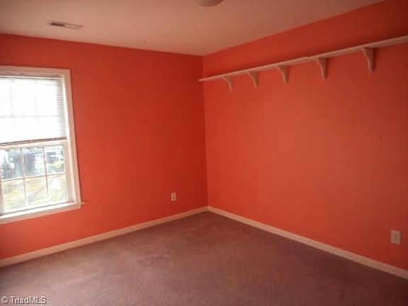 5th image of 1704 Traywick Ct