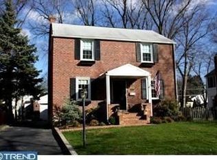 2551 Woodleigh Rd, Havertown, PA 19083