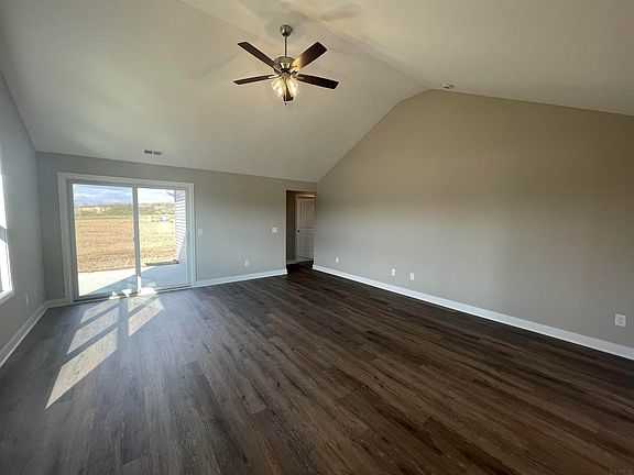 4th image of 3211 E Buell Ct