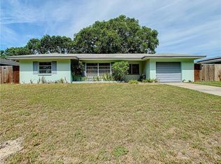 710 Oakwood Dr, Dunedin, FL 34698