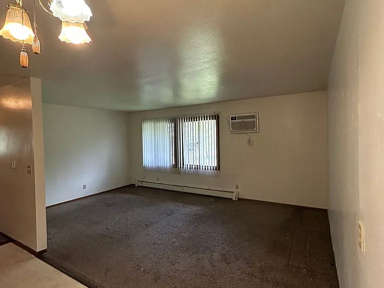 153225 Shoreland Ln — Photo 13