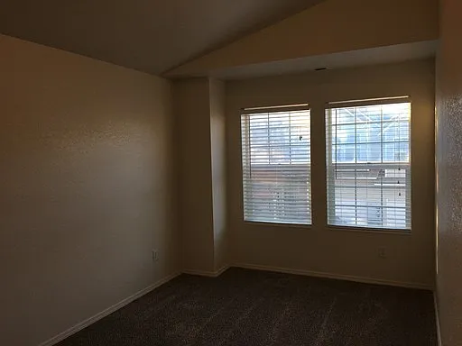 2002 SW Canyon Dr #15 — Photo 15