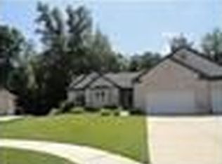 5440 E Palm Dale Ct SW, Wyoming, MI 49519