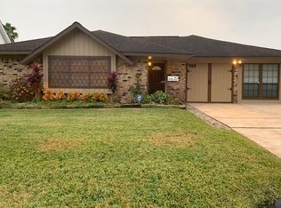 749 E Lambuth Ln, Deer Park, TX 77536