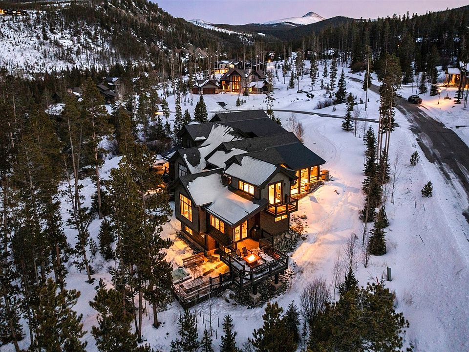 1st image of 713 Fairways Drive