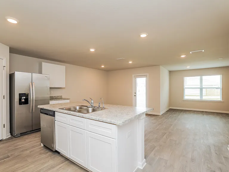 5812 Tiagra Dr — Photo 6