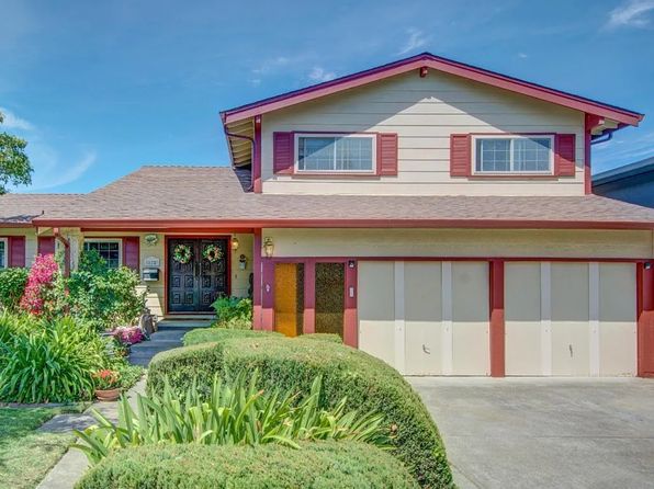 125 Skyway Dr