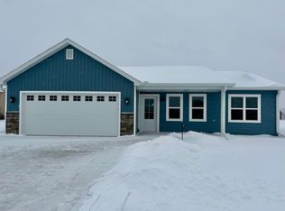 2145 Eastridge Cir, Reedsburg, WI 53959
