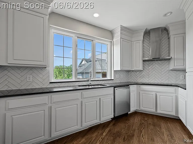 2962 Pheasant Ring Dr — Photo 21