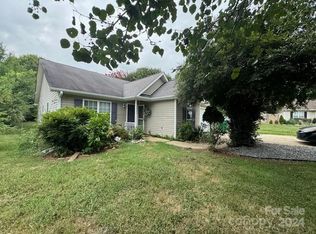 6831 Flaxseed Ln, Charlotte, NC 28216