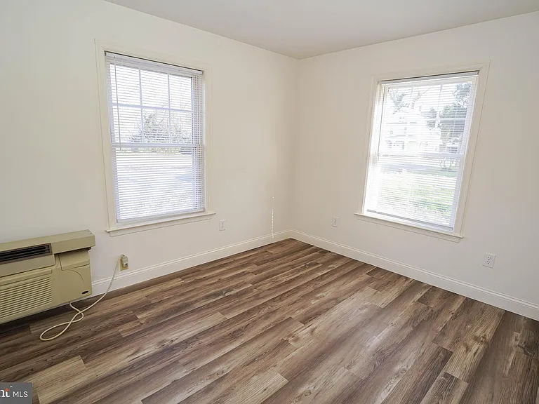800 Travers St #6 — Photo 22