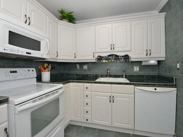 8629 N Servite Dr Unit 202