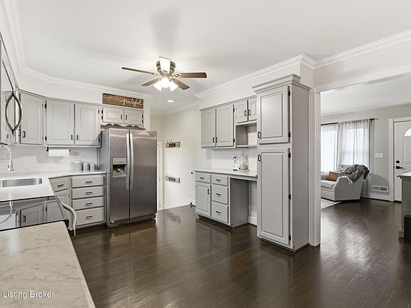 4th image of 2859 Sheldon Rd