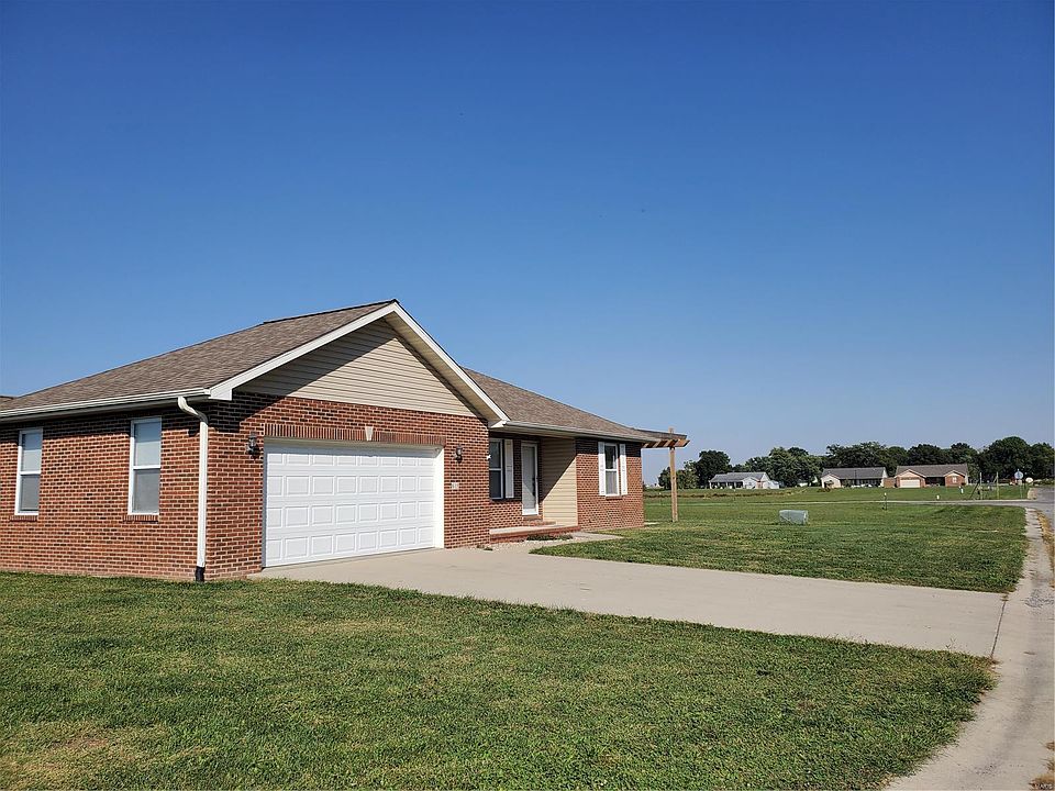 615 Kate Ct, Saint Libory, IL 62282 Zillow