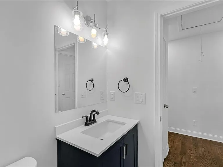 319 Stokes Ave — Photo 22