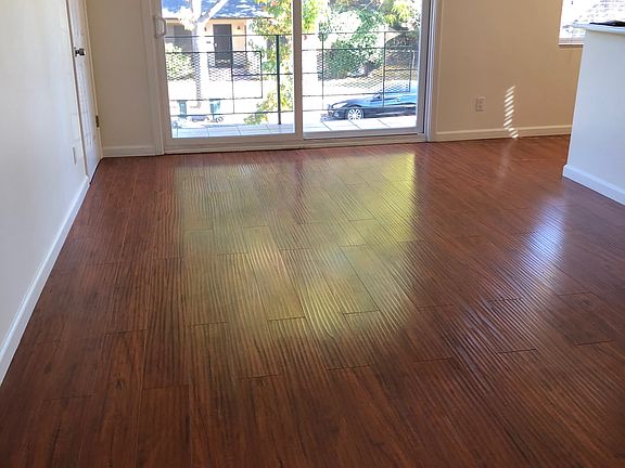 5th image of 891 Worcester Ave APT 3