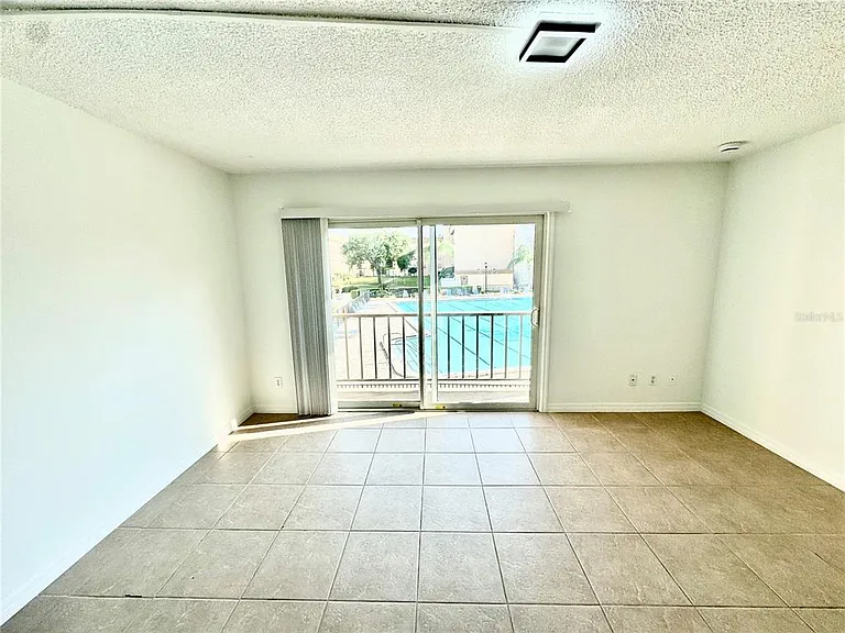 5820 N Church Ave #239 — Photo 9