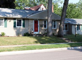 2624 Wyoming Ave SW, Wyoming, MI 49519