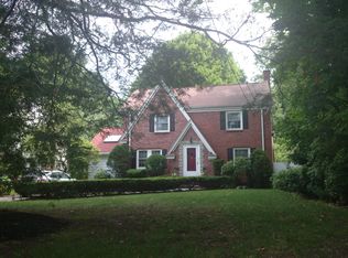 221 Lagrange St, West Roxbury, MA 02132