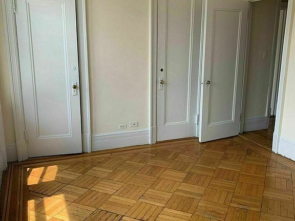 5th image of 220 W 98th St APT 10J