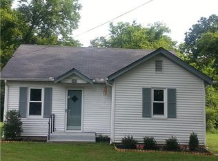 210 W Adams Ave, Lebanon, TN 37087