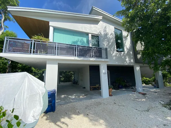 123 1st Rd, Key Largo, FL 33037