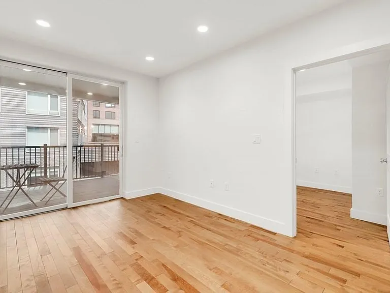 50 Hichborn St #310 — Photo 11