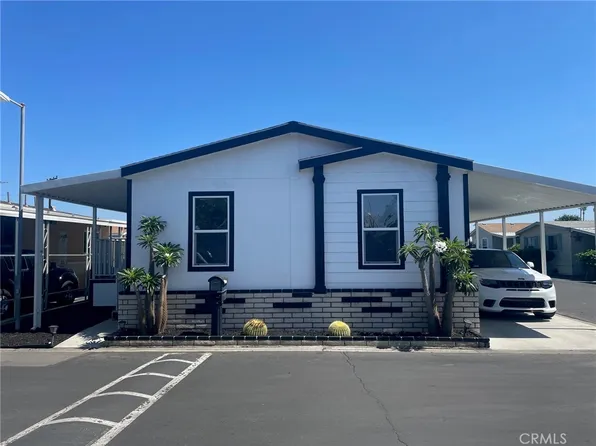 3424 W Washington Ave #401, Santa Ana, CA 92703