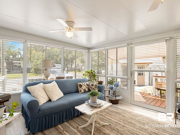 4th image of 247 Defuniak Cir