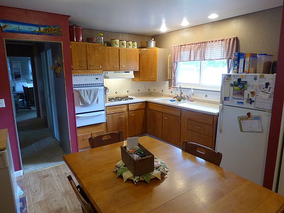 4th image of 118 Estonia Dr