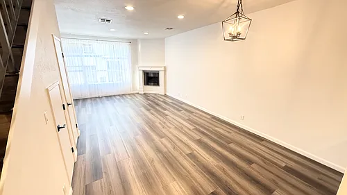 1026 N Croft Ave #103 Photo 1 1026 N Croft Ave #103 Photo 1