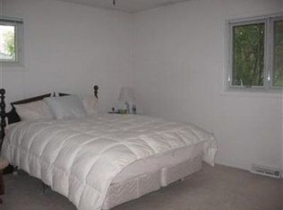 681 Lander Dr, Highland Heights, OH 44143